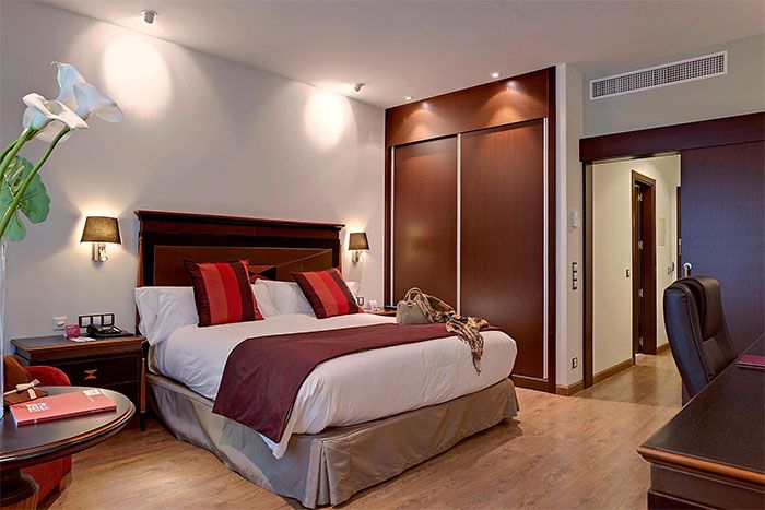 Crowne Plaza Madrid Airport room